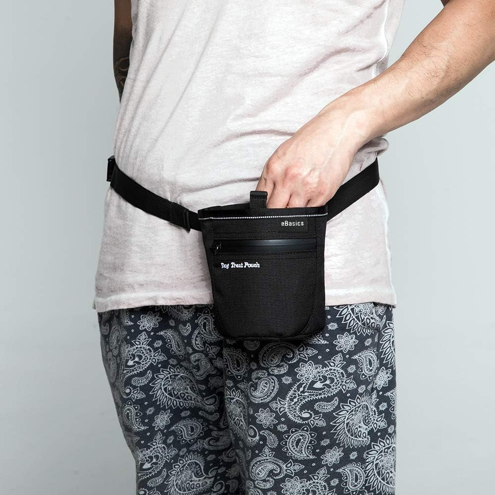 Dog Treat Pouch for Training Doggie Puppy Treat Snack Bags Reward Pouch Bait Bag Dog Treat Carrier Holder with Clip Waist Belt Magnetic Opening